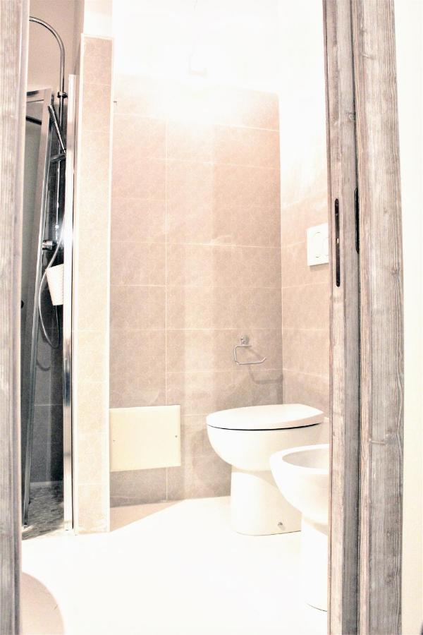 Dimora Vico Dei Nohi Bed & Breakfast เลชเช ภายนอก รูปภาพ